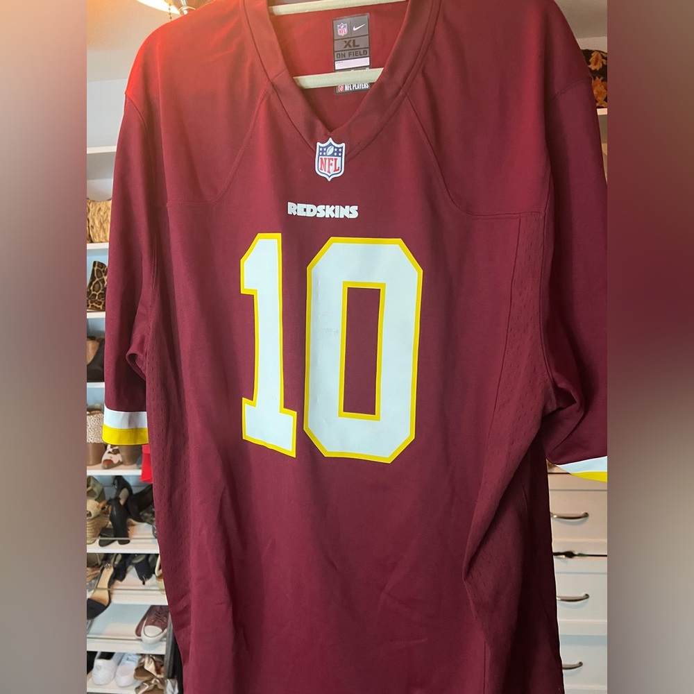 Autographed Redskins Robert Griffin III Jersey - Picture 3 of 3